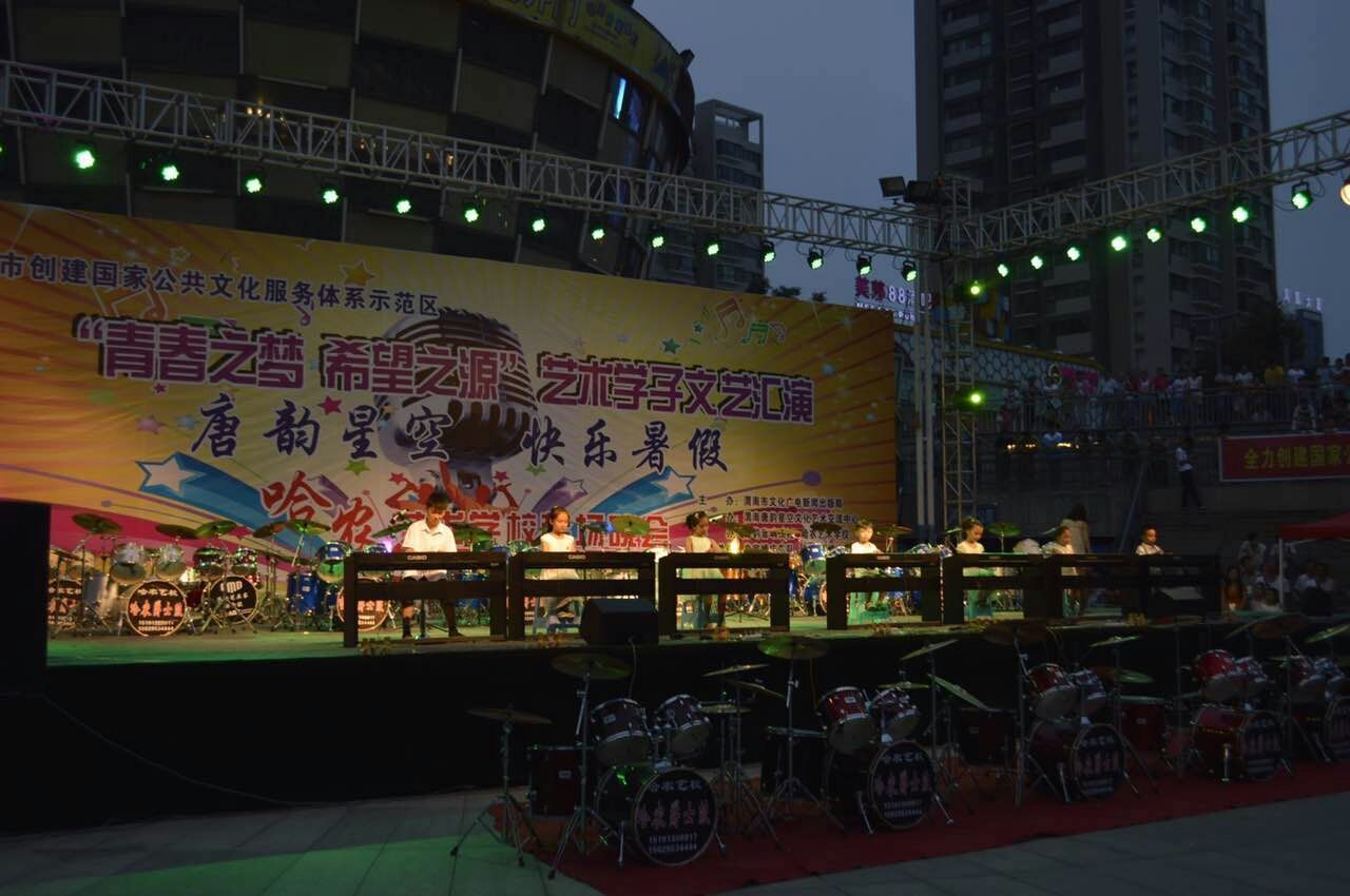微信投票活動哈農現代音樂學校,哈農琴行新年大獎勵